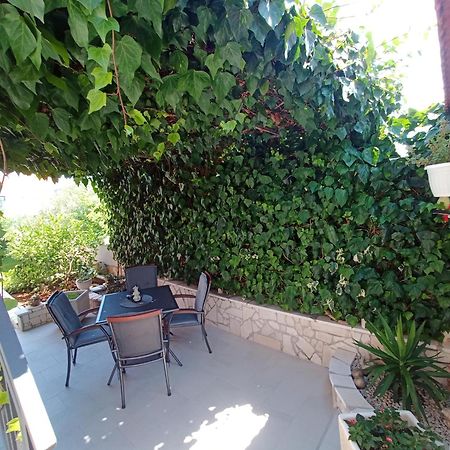 Jagoda Apartman Zrnovo Bagian luar foto
